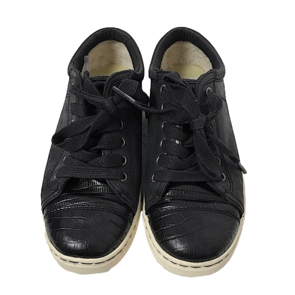 UGG Black Size 6.5 Lace Up Women’s Taya Sneaker